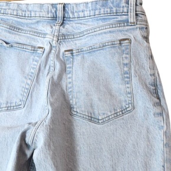 Abercrombie & Fitch Women's High Rise 90s Relaxed Jeans Light Wash 30 / 10 R - Picture 5 of 9